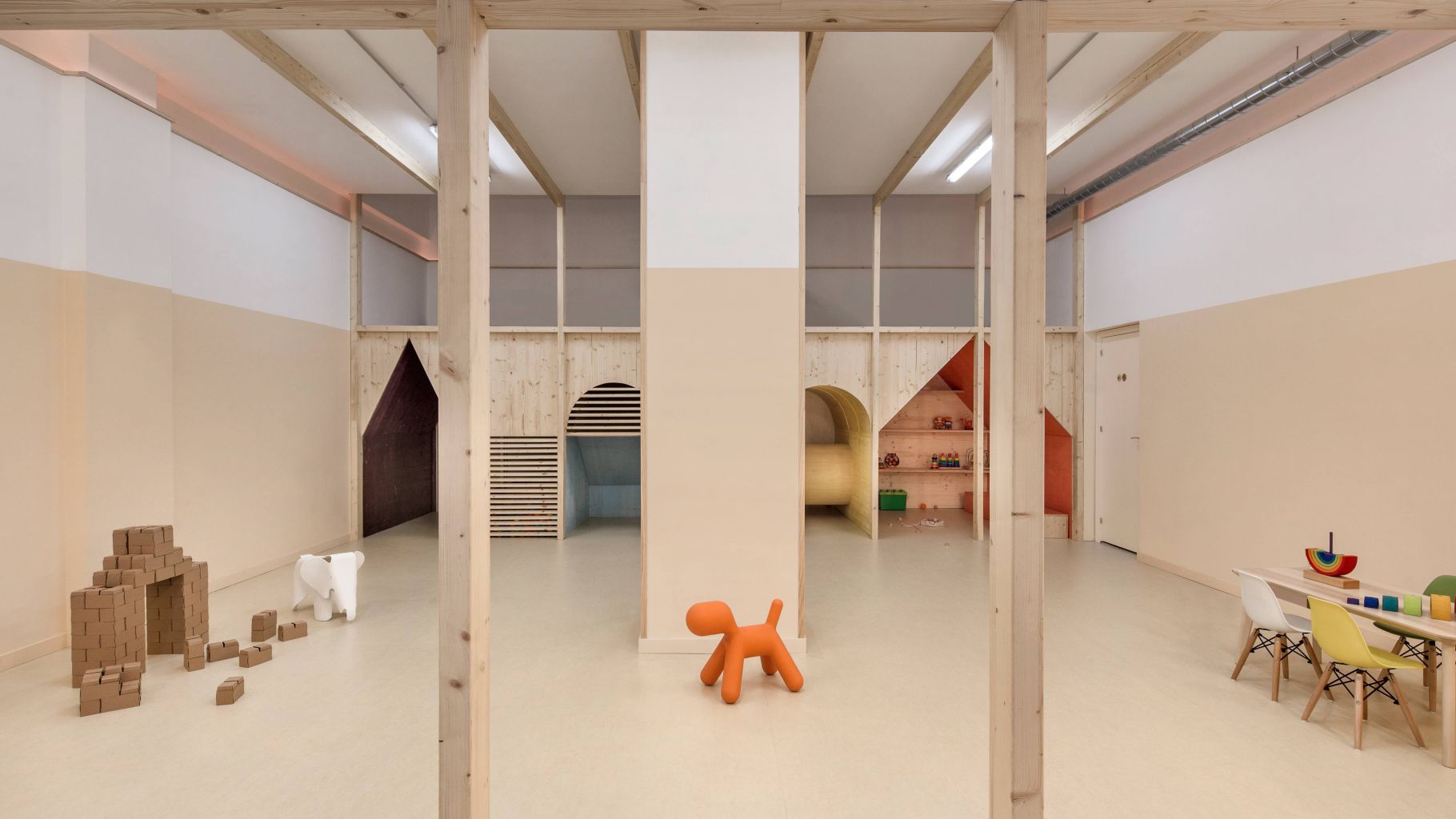 DESIGN AND CONSTRUCTION OF A PLAYROOM IN GRÀCIA 1