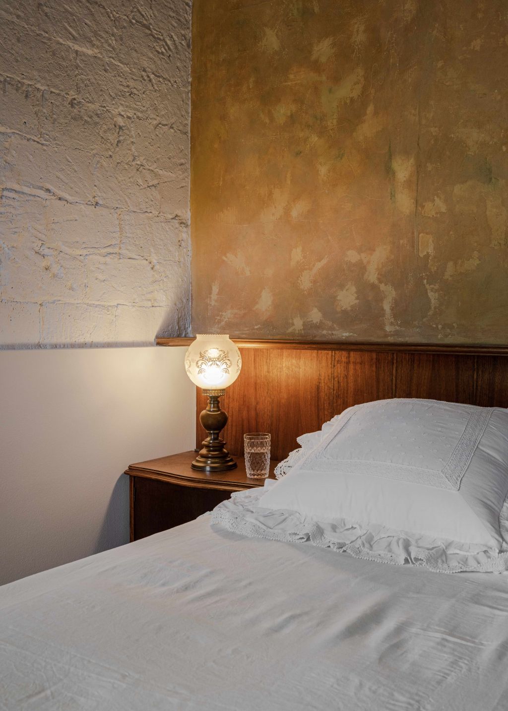 FULL RENOVATION OF A FLAT IN POBLENOU 1